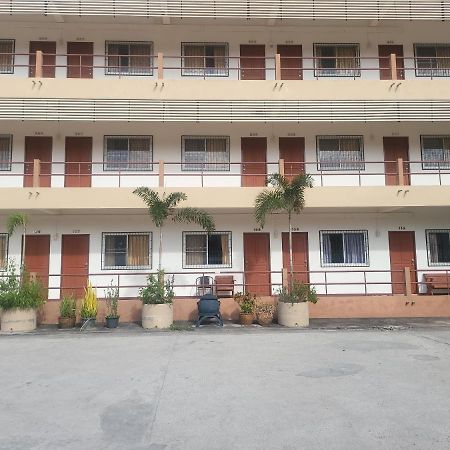 Ekaluk Place Inn Pattaya Eksteriør bilde