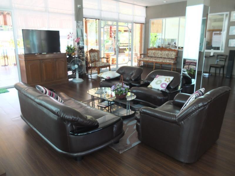 Ekaluk Place Inn Pattaya Eksteriør bilde